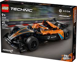 Technic - NEOM Mclaren Formula E team - CONSTRUCTION - LEGO